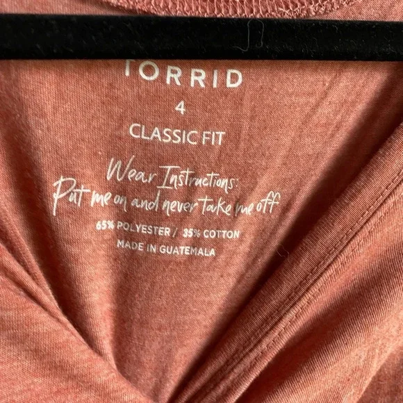 Torrid Super Soft Knits Womens Crew T-Shirt Dusty Red Short Sleeve Stretch Sz 4 - Picture 5 of 7